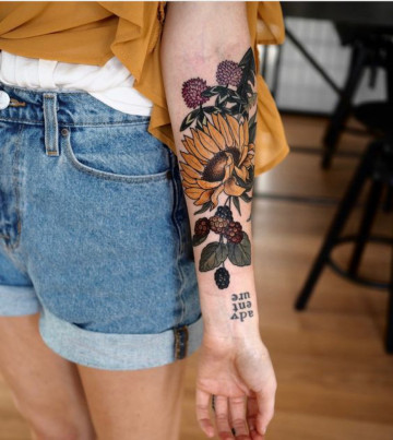 tatuaze-damskie-2019-kwiaty-01
